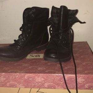 Short combat boot w/ foldable sides NWOT